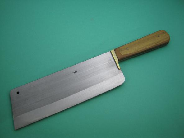 چاقو زنجان سلاخی چه ویژگی هایی دارد؟